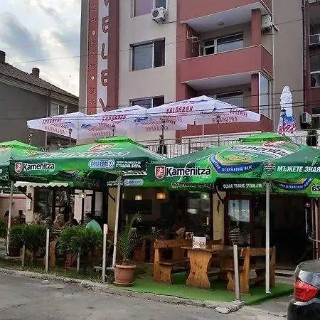 Guest house Velevi