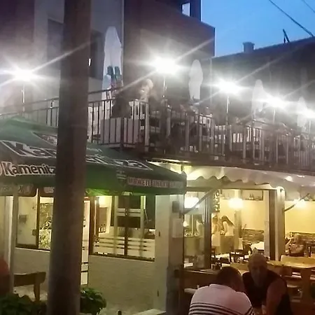 Guest house Velevi